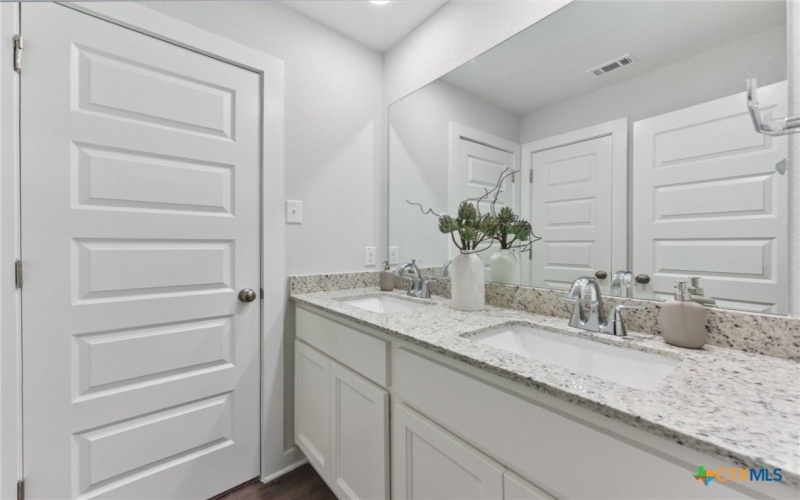 122 Cutleaf Cove, San Marcos, TX 78666, 4 Bedrooms Bedrooms, ,2 BathroomsBathrooms,Residential,For Sale,122 Cutleaf Cove,0,580076