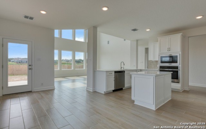 148 Mallorys Way, Castroville, TX 78253, 4 Habitaciones Habitaciones , ,3 BañosBaños,Residential,En Venta,148 Mallorys Way,1865255