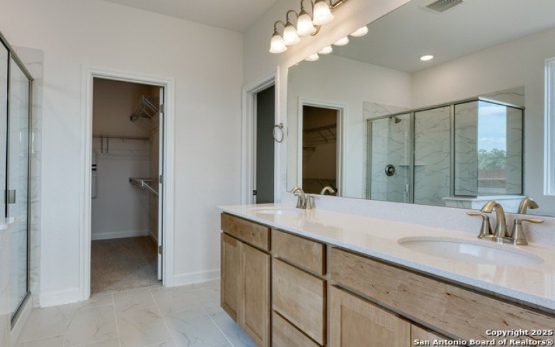 148 Mallorys Way, Castroville, TX 78253, 4 Habitaciones Habitaciones , ,3 BañosBaños,Residential,En Venta,148 Mallorys Way,1865255