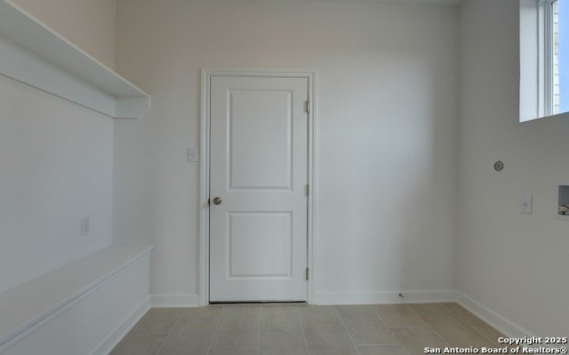 148 Mallorys Way, Castroville, TX 78253, 4 Habitaciones Habitaciones , ,3 BañosBaños,Residential,En Venta,148 Mallorys Way,1865255