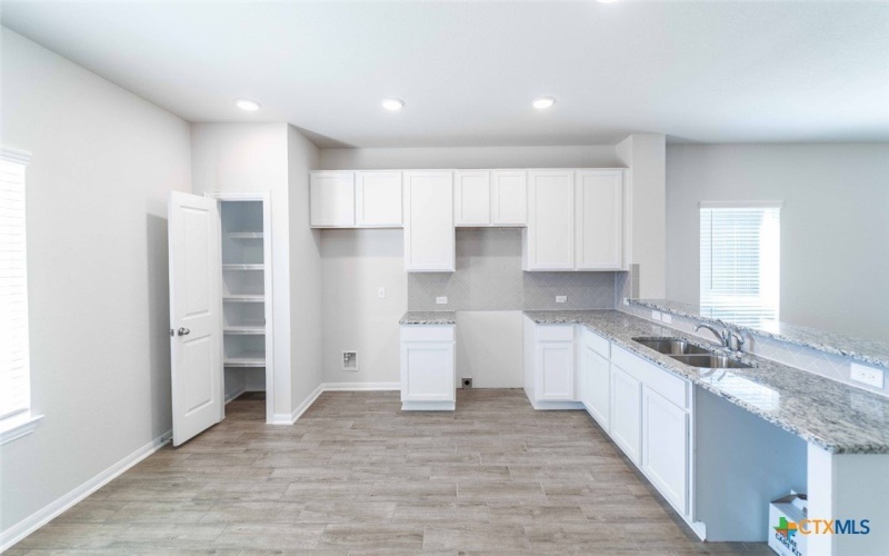 413 Lina Way, Seguin, TX 78155, 3 Bedrooms Bedrooms, ,2 BathroomsBathrooms,Residential,For Sale,413 Lina Way,556184