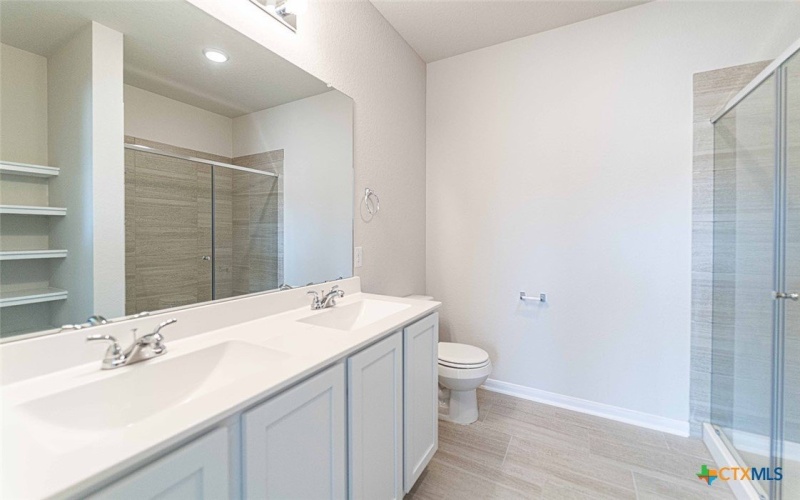 413 Lina Way, Seguin, TX 78155, 3 Bedrooms Bedrooms, ,2 BathroomsBathrooms,Residential,For Sale,413 Lina Way,556184