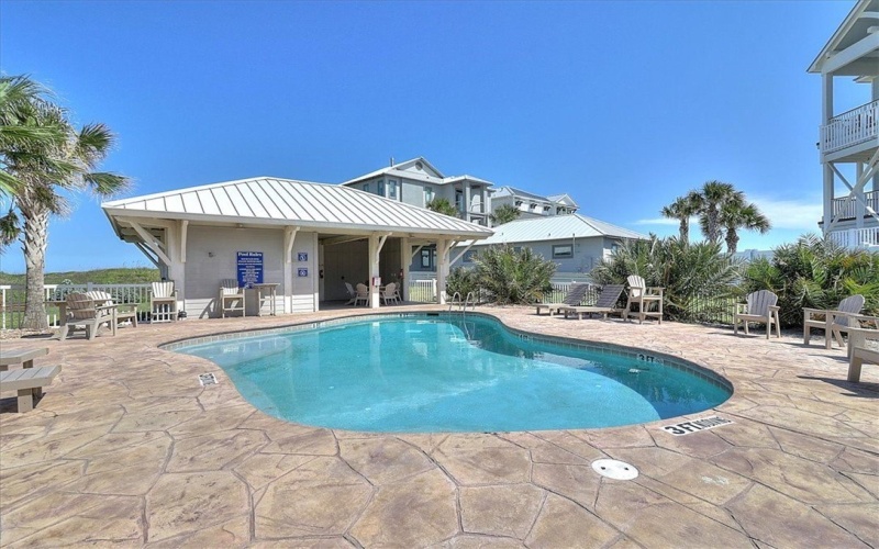 121 Frontside Drive, Corpus Christi, TX 78373, 5 Bedrooms Bedrooms, ,3 BathroomsBathrooms,Residential,For Sale,121 Frontside Drive,458762