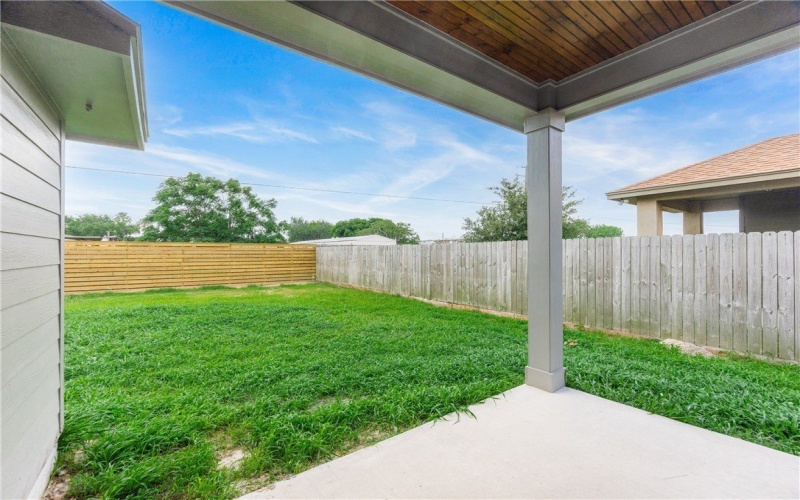 2513 Luzius Drive, Corpus Christi, TX 78418, 3 Bedrooms Bedrooms, ,2 BathroomsBathrooms,Residential,For Sale,2513 Luzius Drive,459045