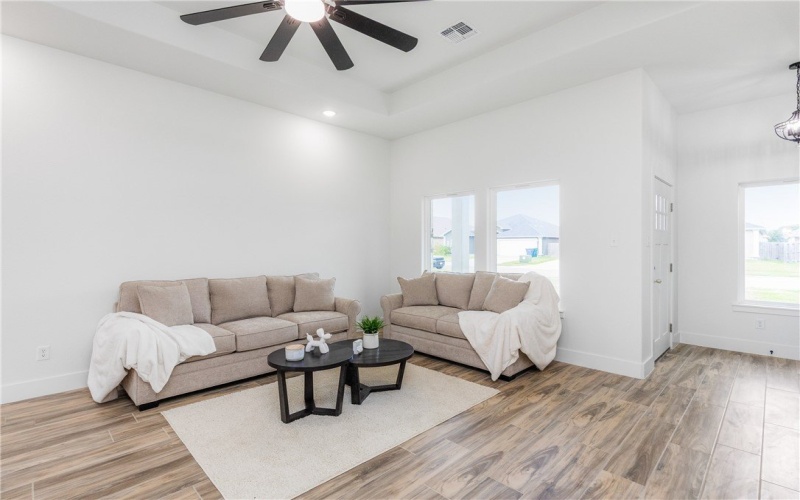 2513 Luzius Drive, Corpus Christi, TX 78418, 3 Bedrooms Bedrooms, ,2 BathroomsBathrooms,Residential,For Sale,2513 Luzius Drive,459045