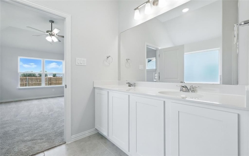 2208 Ridgecrest Lane, Sherman, TX 75092, 3 Bedrooms Bedrooms, ,2 BathroomsBathrooms,Residential,For Sale,2208 Ridgecrest Lane,20782245