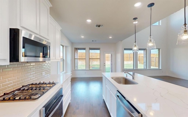 6813 Tadpole Trail, McKinney, TX 75071, 4 Bedrooms Bedrooms, ,3 BathroomsBathrooms,Residential,For Sale,6813 Tadpole Trail,20793770