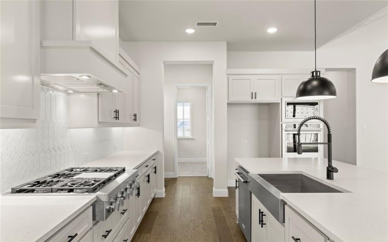 3304 Andesite Road, McKinney, TX 75071, 4 Bedrooms Bedrooms, ,5 BathroomsBathrooms,Residential,For Sale,3304 Andesite Road,20782648