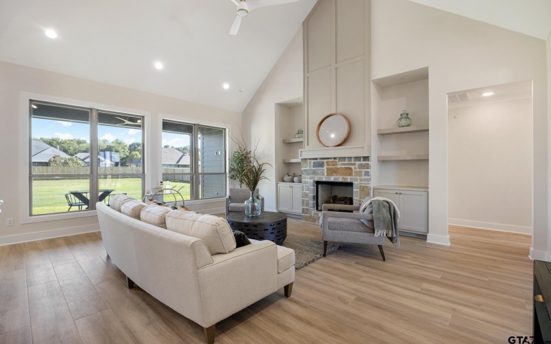 505 Artesian Meadow, Bullard, TX 75757, 4 Bedrooms Bedrooms, ,3 BathroomsBathrooms,Residential,For Sale,505 Artesian Meadow,0,25007413