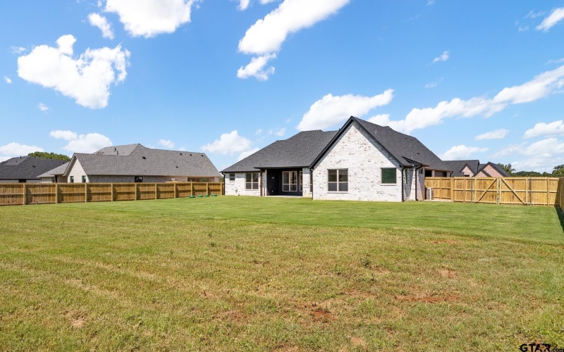 505 Artesian Meadow, Bullard, TX 75757, 4 Bedrooms Bedrooms, ,3 BathroomsBathrooms,Residential,For Sale,505 Artesian Meadow,0,25007413