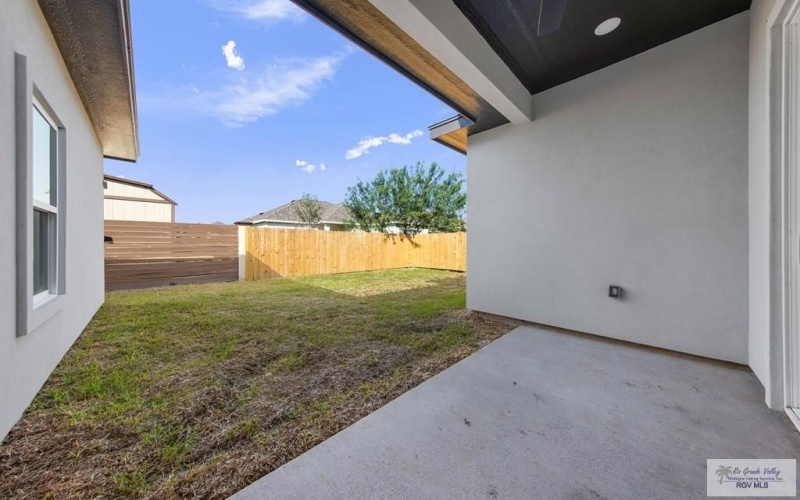 7242 LAKE SHASTA, BROWNSVILLE, TX 78520, 4 Bedrooms Bedrooms, ,2 BathroomsBathrooms,Residential,For Sale,7242 LAKE SHASTA,29755922