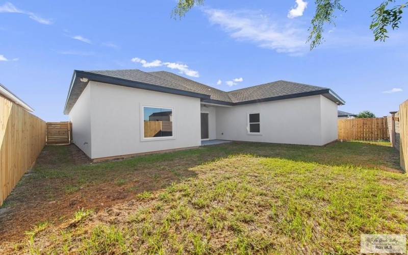 7242 LAKE SHASTA, BROWNSVILLE, TX 78520, 4 Bedrooms Bedrooms, ,2 BathroomsBathrooms,Residential,For Sale,7242 LAKE SHASTA,29755922