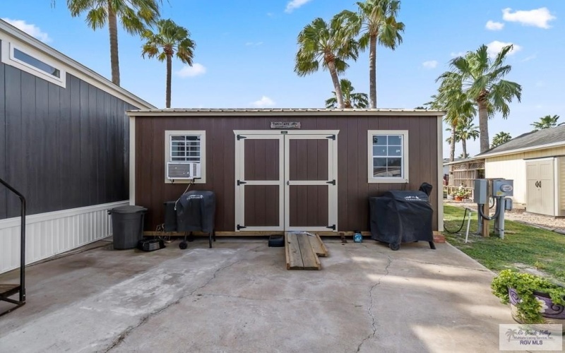 32 SUNDANCE LN., BROWNSVILLE, TX 78526, 2 Bedrooms Bedrooms, ,2 BathroomsBathrooms,Residential,For Sale,32 SUNDANCE LN.,29763982