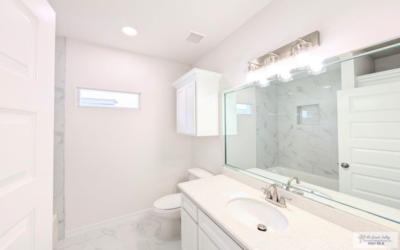 204 BROOKS CIRCLE NORTH, LA FERIA, TX 78559, 3 Bedrooms Bedrooms, ,2 BathroomsBathrooms,Residential,For Sale,204 BROOKS CIRCLE NORTH,29764283
