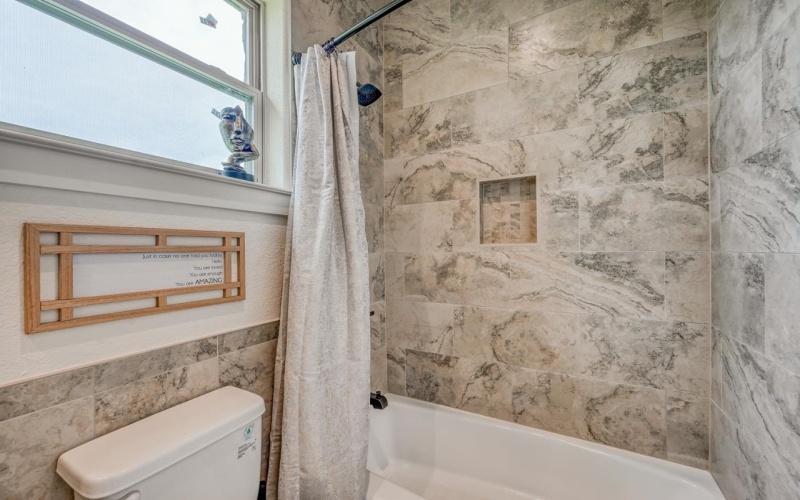 302 Parallel Circle, Horseshoe Bay, TX 78657-0000, 2 Bedrooms Bedrooms, ,2 BathroomsBathrooms,Residential,For Sale,302 Parallel Circle,0,173365