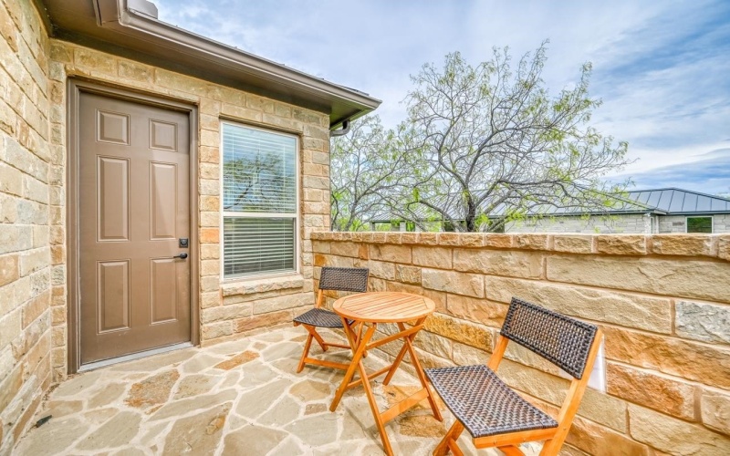 302 Parallel Circle, Horseshoe Bay, TX 78657-0000, 2 Bedrooms Bedrooms, ,2 BathroomsBathrooms,Residential,For Sale,302 Parallel Circle,0,173365