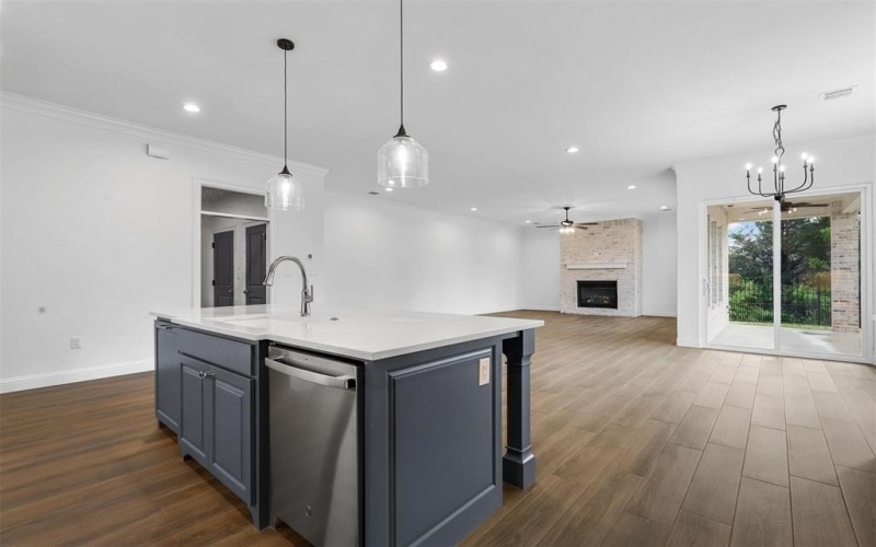 1645 Ethan Circle, Midlothian, TX 76065, 3 Bedrooms Bedrooms, ,2 BathroomsBathrooms,Residential,For Sale,1645 Ethan Circle,20871322