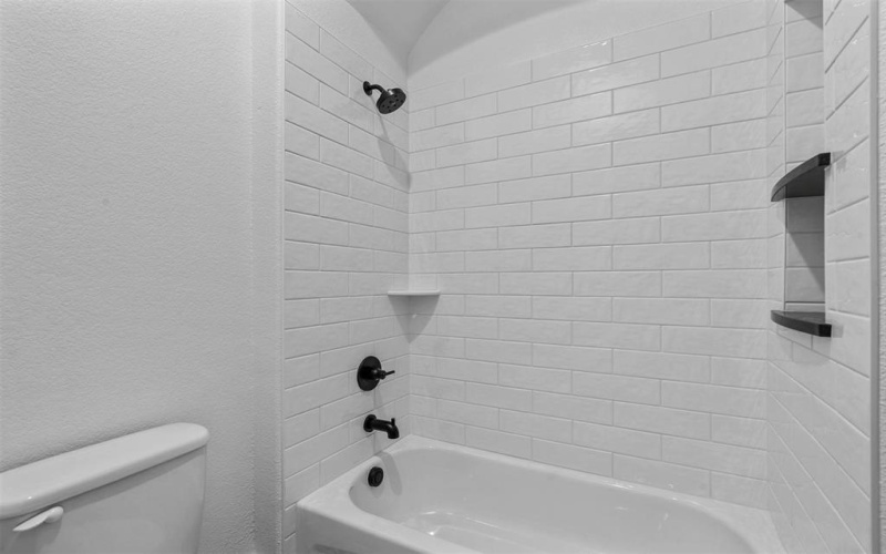 1657 Ethan Circle, Midlothian, TX 76065, 3 Bedrooms Bedrooms, ,3 BathroomsBathrooms,Residential,For Sale,1657 Ethan Circle,20871348