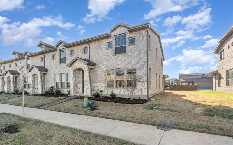 3312 Solana Circle, Denton, TX 76207, 3 Bedrooms Bedrooms, ,3 BathroomsBathrooms,Residential,For Sale,3312 Solana Circle,20880218