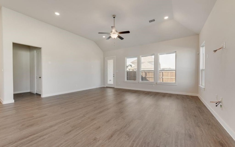 418 Bassett Hall Road, Fate, TX 75189, 4 Bedrooms Bedrooms, ,3 BathroomsBathrooms,Residential,For Sale,418 Bassett Hall Road,20871472