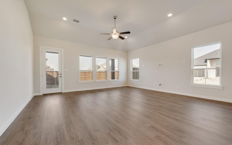 418 Bassett Hall Road, Fate, TX 75189, 4 Bedrooms Bedrooms, ,3 BathroomsBathrooms,Residential,For Sale,418 Bassett Hall Road,20871472