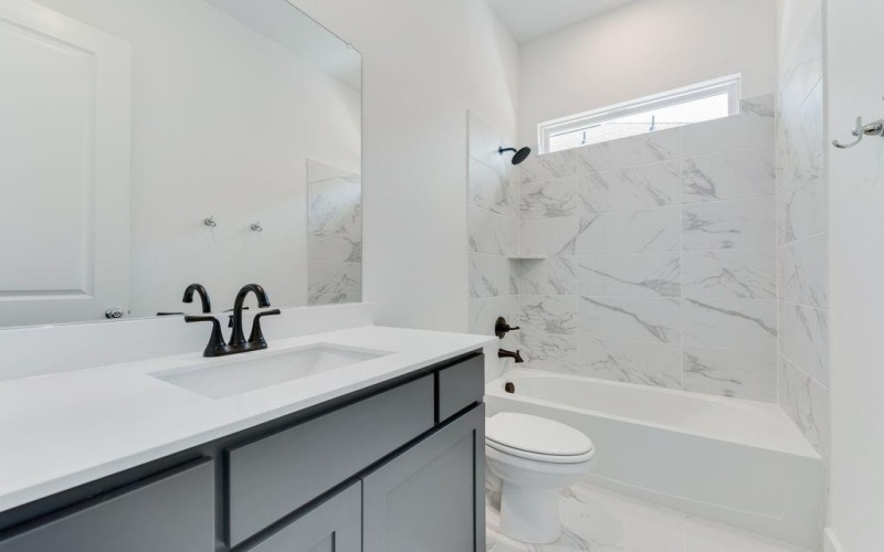 250 Landon Trail, Fate, TX 75189, 4 Habitaciones Habitaciones , ,5 BañosBaños,Residential,En Venta,250 Landon Trail,20871484