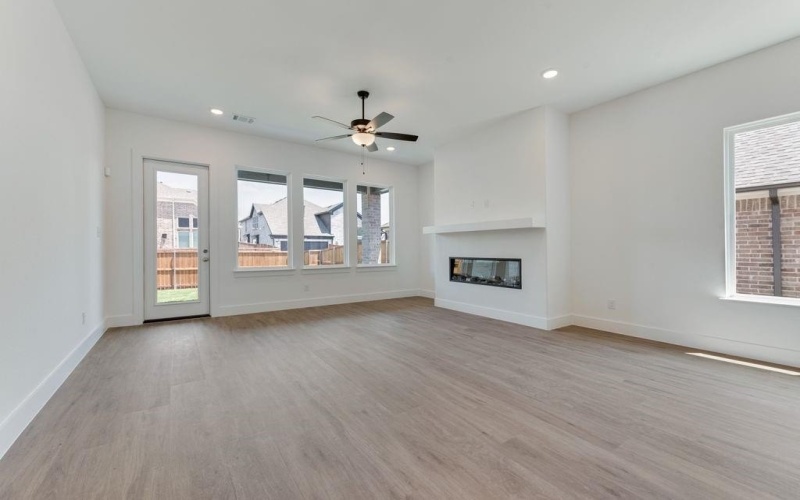 250 Landon Trail, Fate, TX 75189, 4 Habitaciones Habitaciones , ,5 BañosBaños,Residential,En Venta,250 Landon Trail,20871484