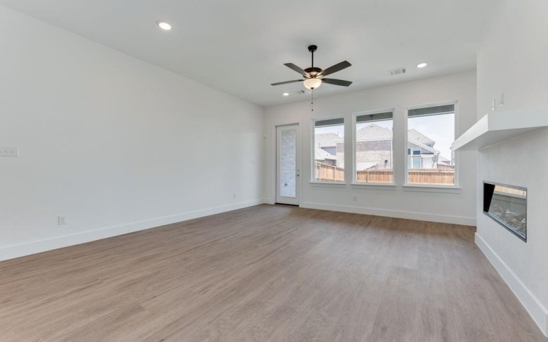 250 Landon Trail, Fate, TX 75189, 4 Habitaciones Habitaciones , ,5 BañosBaños,Residential,En Venta,250 Landon Trail,20871484