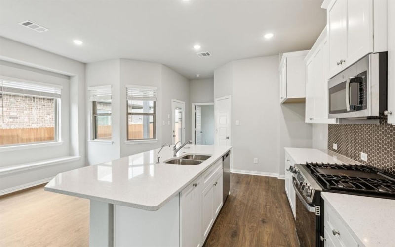 4126 Beale Street, Heartland, TX 75114, 3 Bedrooms Bedrooms, ,3 BathroomsBathrooms,Residential,For Sale,4126 Beale Street,20864575