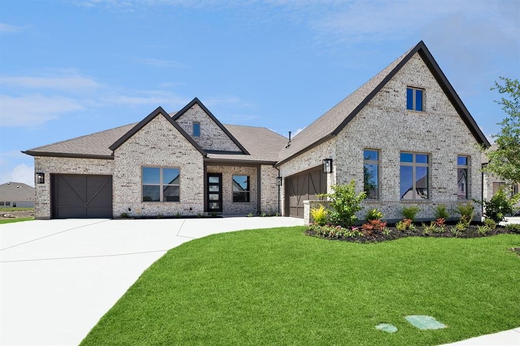 1919 Vantage Drive, Rockwall, TX 75087, 4 Habitaciones Habitaciones , ,3 BañosBaños,Residential,En Venta,1919 Vantage Drive,20876302