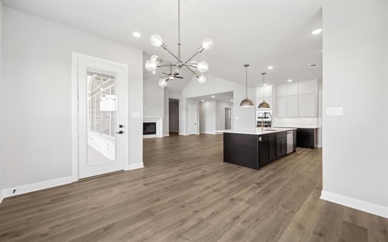 1919 Vantage Drive, Rockwall, TX 75087, 4 Habitaciones Habitaciones , ,3 BañosBaños,Residential,En Venta,1919 Vantage Drive,20876302