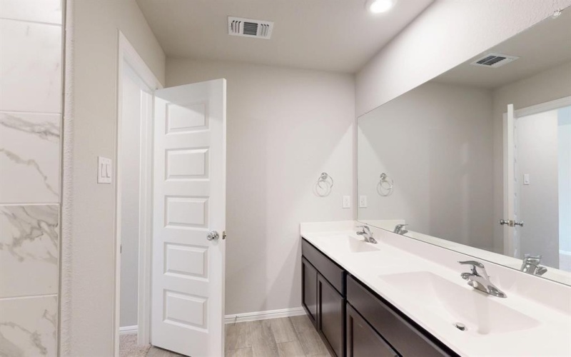 3417 Goshawk Drive, Denton, TX 76208, 4 Habitaciones Habitaciones , ,3 BañosBaños,Residential,En Venta,3417 Goshawk Drive,0,20835718