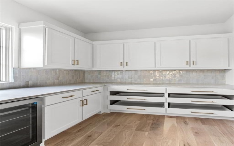 6927 Inverness Lane, Dallas, TX 75214, 5 Bedrooms Bedrooms, ,6 BathroomsBathrooms,Residential,For Sale,6927 Inverness Lane,20903007
