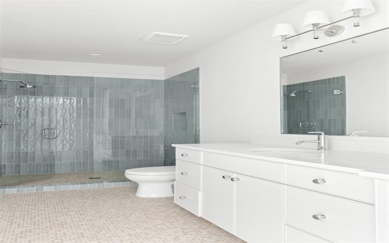 6927 Inverness Lane, Dallas, TX 75214, 5 Bedrooms Bedrooms, ,6 BathroomsBathrooms,Residential,For Sale,6927 Inverness Lane,20903007