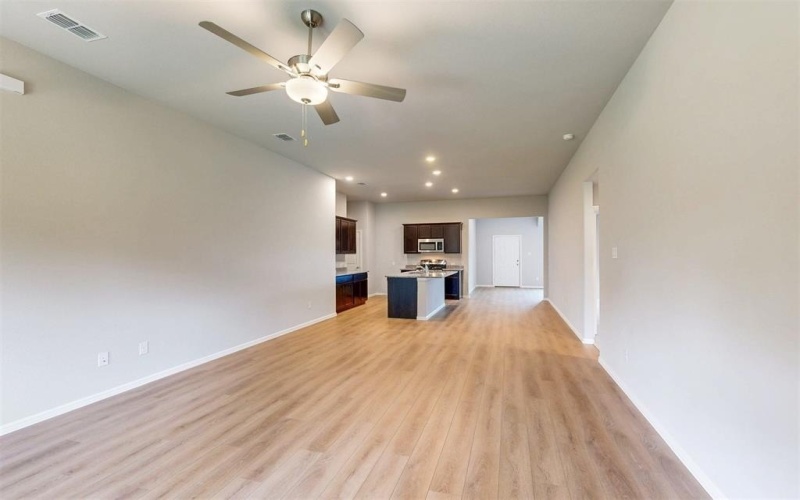 3309 Fortress Way, Denton, TX 76208, 3 Habitaciones Habitaciones , ,2 BañosBaños,Residential,En Venta,3309 Fortress Way,0,20860866