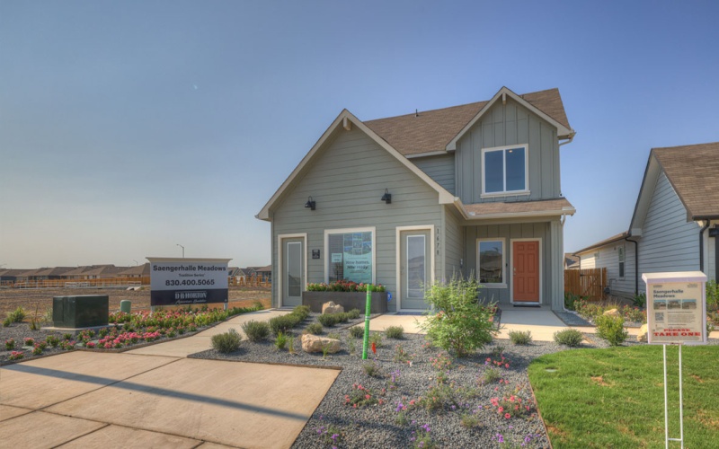 2645 Burger Ave, Dallas, TX 75215, 3 Habitaciones Habitaciones , ,3 BañosBaños,Single Family Unit, Burger,1045