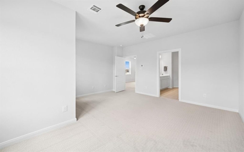 1606 Roundup Way, Argyle, TX 76226, 3 Bedrooms Bedrooms, ,2 BathroomsBathrooms,Residential,For Sale,1606 Roundup Way,0,20870214