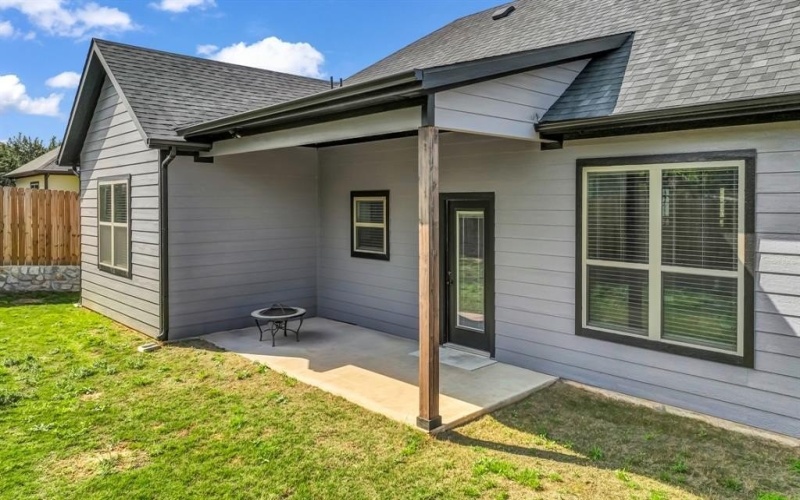 5513 Firewood Trail, Granbury, TX 76048, 3 Bedrooms Bedrooms, ,2 BathroomsBathrooms,Residential,For Sale,5513 Firewood Trail,20886953