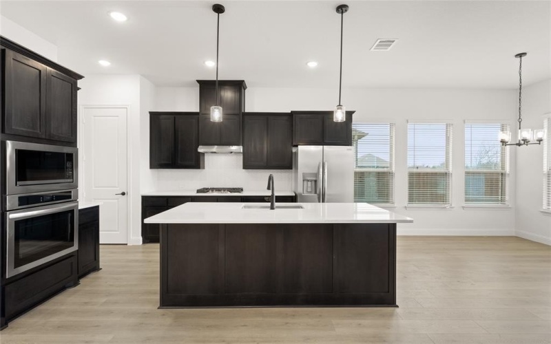 208 Allegheny Drive, Burleson, TX 76028, 5 Bedrooms Bedrooms, ,3 BathroomsBathrooms,Residential,For Sale,208 Allegheny Drive,20896963