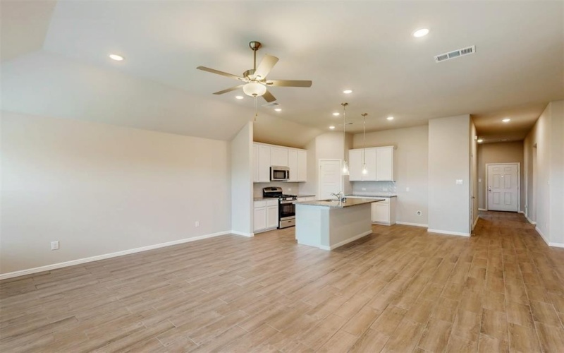 716 Tawny Turn, Lavon, TX 75166, 4 Bedrooms Bedrooms, ,2 BathroomsBathrooms,Residential,For Sale,716 Tawny Turn,20840206