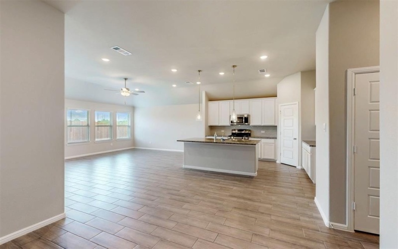 716 Tawny Turn, Lavon, TX 75166, 4 Bedrooms Bedrooms, ,2 BathroomsBathrooms,Residential,For Sale,716 Tawny Turn,20840206