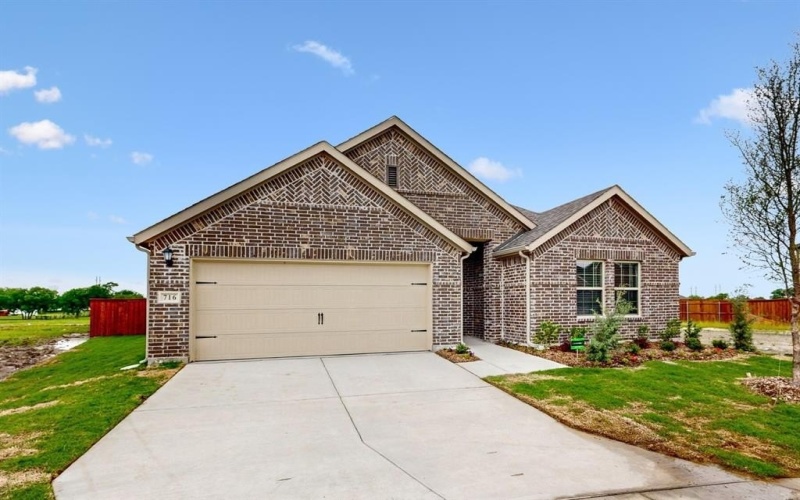 716 Tawny Turn, Lavon, TX 75166, 4 Bedrooms Bedrooms, ,2 BathroomsBathrooms,Residential,For Sale,716 Tawny Turn,20840206