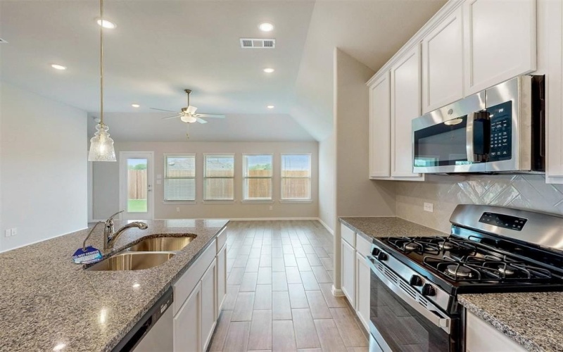 716 Tawny Turn, Lavon, TX 75166, 4 Bedrooms Bedrooms, ,2 BathroomsBathrooms,Residential,For Sale,716 Tawny Turn,20840206