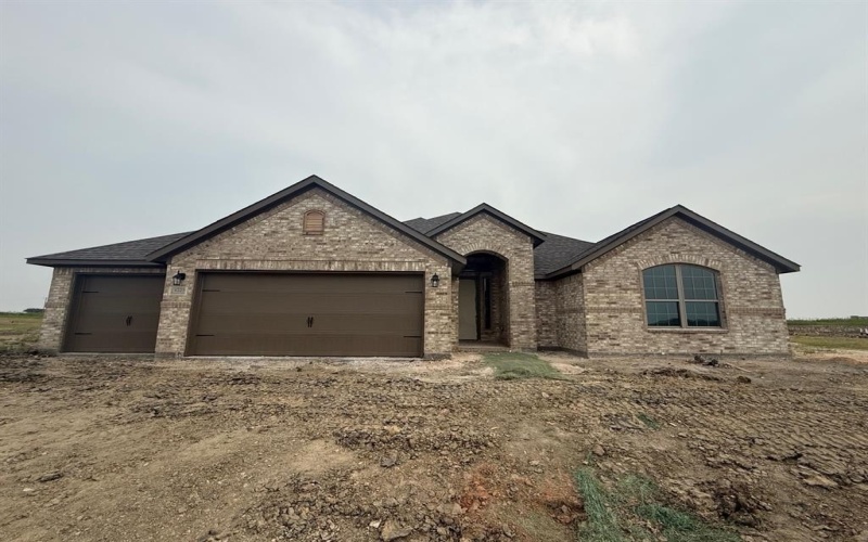 4225 Furrow Bend, Joshua, TX 76058, 4 Bedrooms Bedrooms, ,3 BathroomsBathrooms,Residential,For Sale,4225 Furrow Bend,20877447