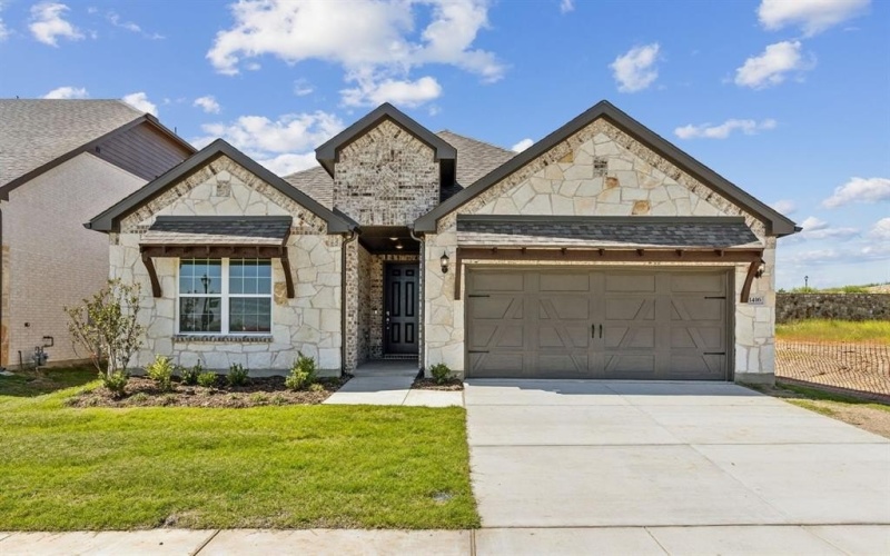 1416 Holmes Street, Celina, TX 75009, 5 Habitaciones Habitaciones , ,3 BañosBaños,Residential,En Venta,1416 Holmes Street,20870575