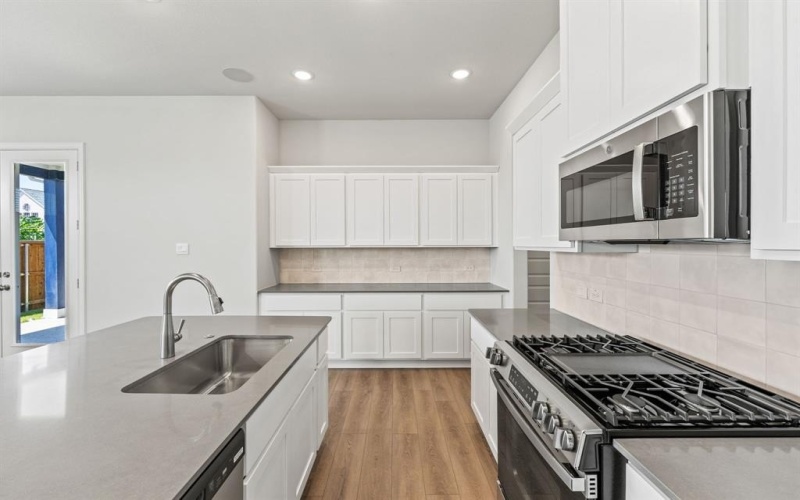 2709 Lafayette Drive, Rowlett, TX 75088, 4 Habitaciones Habitaciones , ,3 BañosBaños,Residential,En Venta,2709 Lafayette Drive,0,20884980