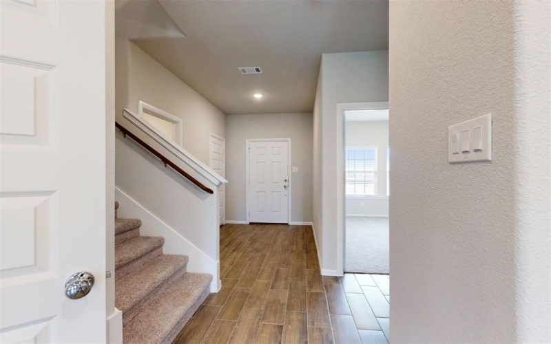 1133 Chandler Drive, Crowley, TX 76036, 5 Habitaciones Habitaciones , ,3 BañosBaños,Residential,En Venta,1133 Chandler Drive,20817971