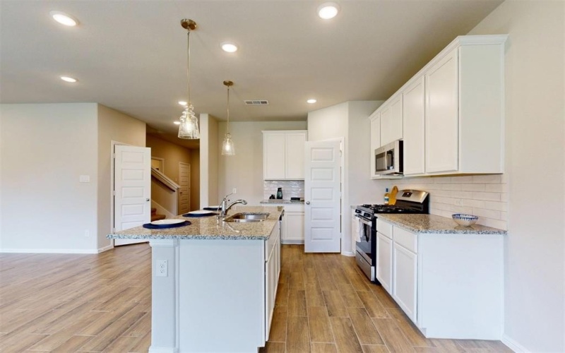 1133 Chandler Drive, Crowley, TX 76036, 5 Habitaciones Habitaciones , ,3 BañosBaños,Residential,En Venta,1133 Chandler Drive,20817971
