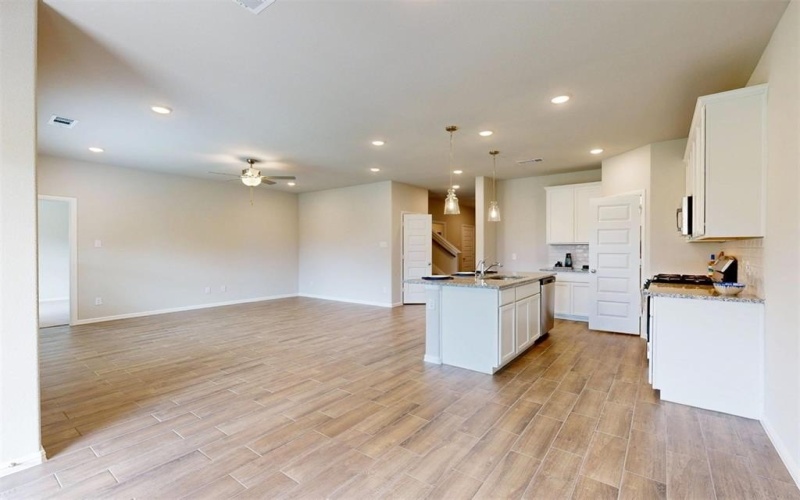 1133 Chandler Drive, Crowley, TX 76036, 5 Habitaciones Habitaciones , ,3 BañosBaños,Residential,En Venta,1133 Chandler Drive,20817971