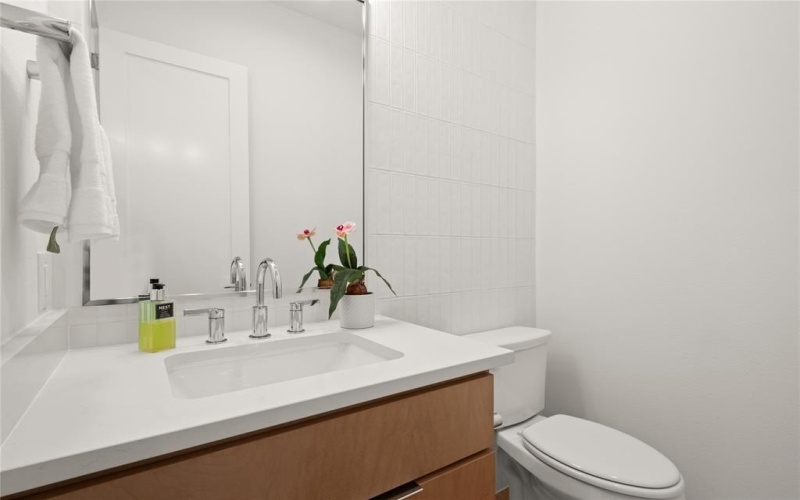 410 Kirkwood Drive, Dallas, TX 75218, 4 Habitaciones Habitaciones , ,3 BañosBaños,Residential,En Venta,410 Kirkwood Drive,20824804